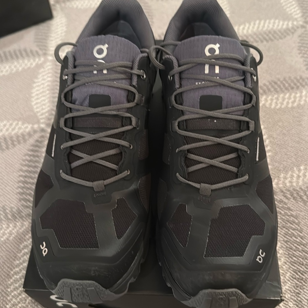 Men’s On sneakers black cloudventure waterproof